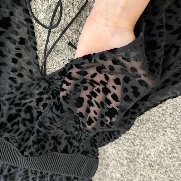 Frock! By Tracy reese women’s black velvet sheer leopard print dress size small - Picture 2 of 4